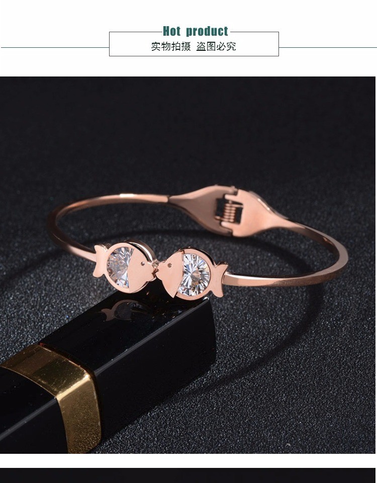 Vòng tay vàng hồng hôn cá Song Ngư Không phai mạ Vàng 18K Trang sức Vàng Mở Vòng tay bằng thép Titan gỗ huyết rồng