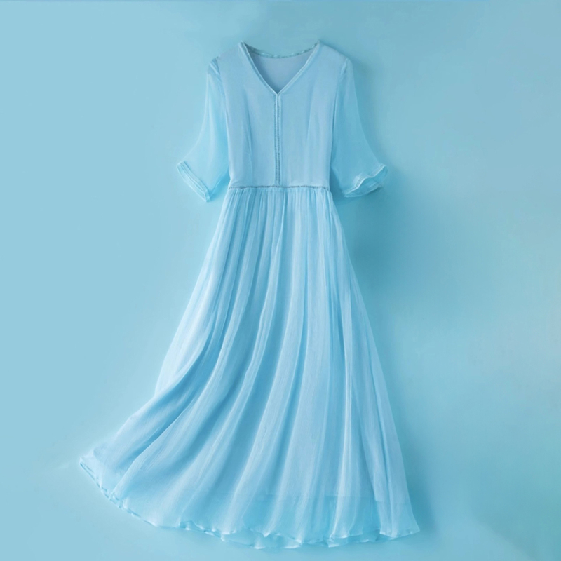 2026 New Blue Mulberry Silk Dress for Women, Summer Mid-Length Silk Dress, High-End Slimming and Ethereal Long Dress