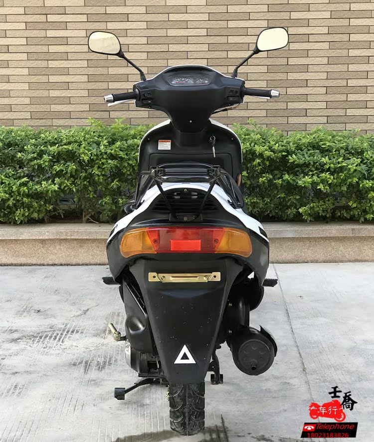 Gốc second-hand Suzuki Neptune xe máy của phụ nữ Suzuki bốn thì scooter 125c nhiên liệu xe du lịch