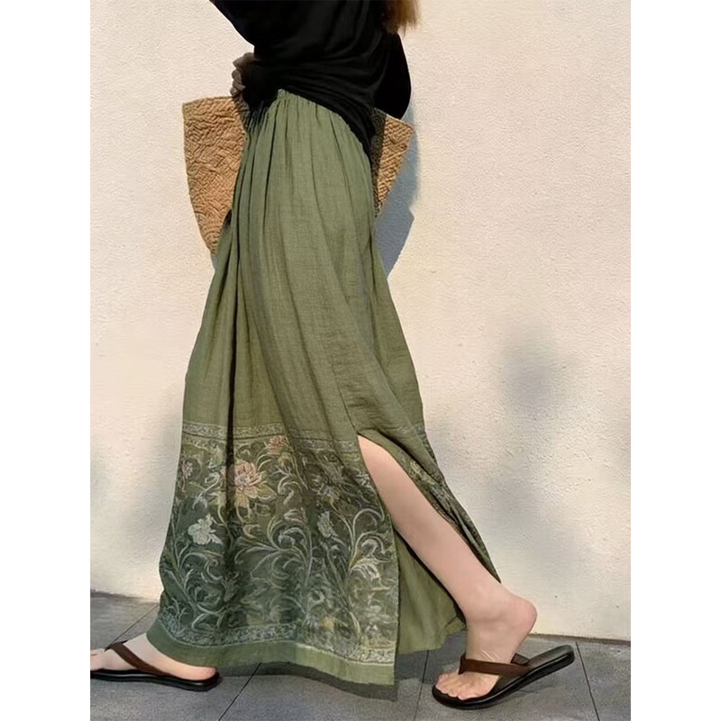 Chinese-Style Retro Green Jacquard A-Line Skirt for Women 2026 Summer High-Waisted Side Slit Drapey Slimming Long Skirt