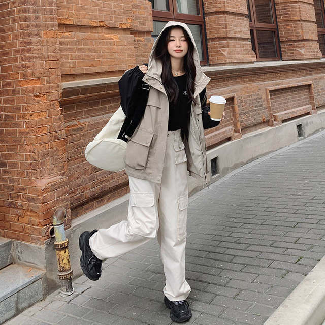 European Contrast Color Hooded Work Jacket 2024 New Retro Fashionable Contrast Color Stitching Drawstring Slim Jacket