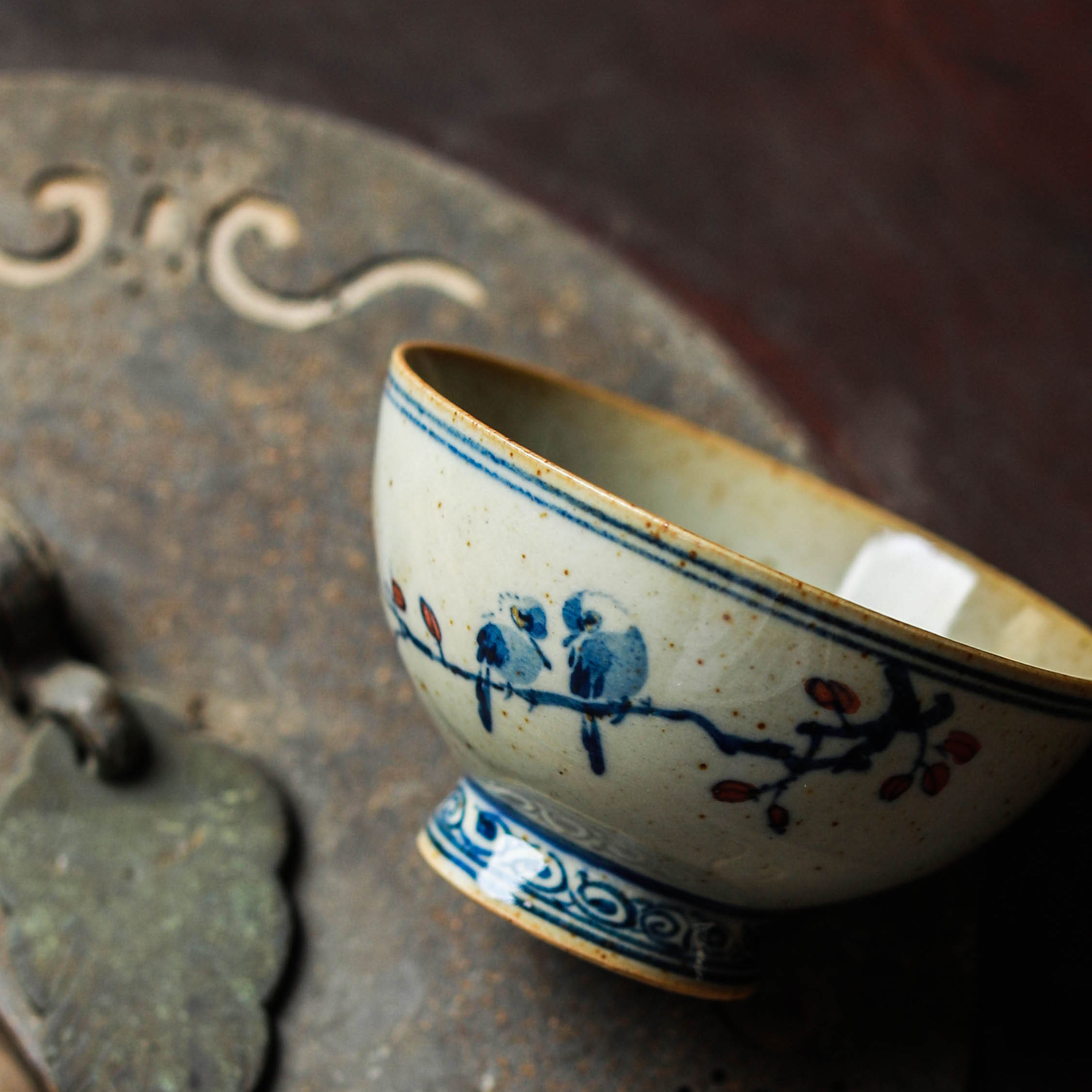 Duqing wood-fired flower and bird master cup single cup ceramic antique pure handmade kung fu tea set hand-painted blue and white tea cup