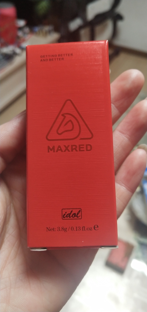 MAXRED品牌的口红试色哑光效果，自带高级感