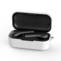 Белый силиконовый защитный чехол