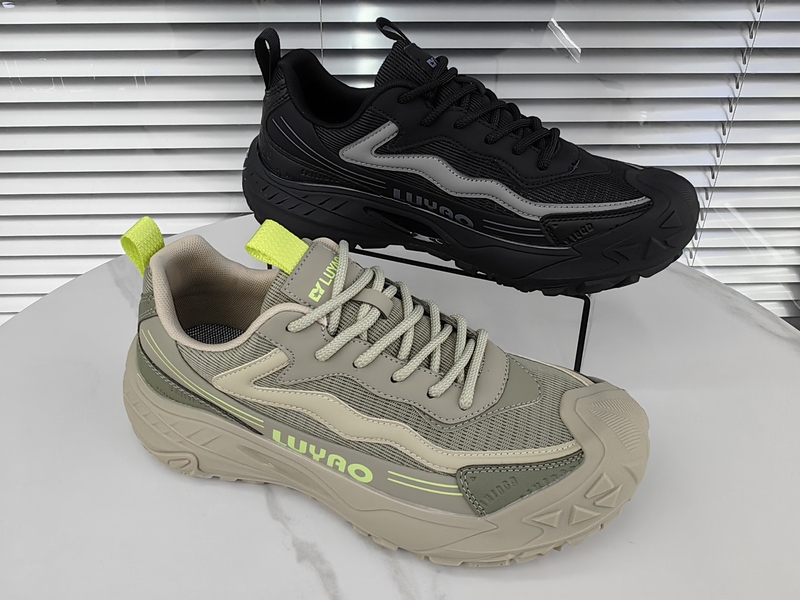 Luyao Men's Shoes 2026 Summer New Flyknit Casual Sports Shoes Fashionable Breathable Versatile Men's Lace-Up Popular Shoes Luyao Men's Shoes 2026 Summer New Flyknit Casual Sports Shoes Fashionable Breathable Versatile Men's Lace-Up Popular Shoes