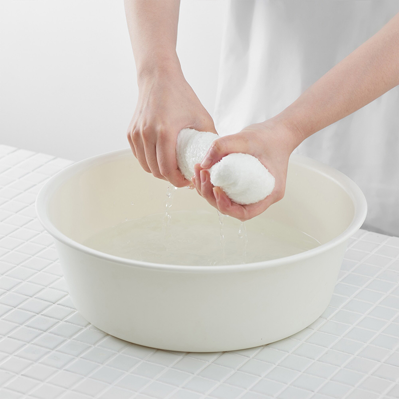 Muji Polypropylene Hot Water Basin, Washbasin, Laundry Basin, Household Thickened Basin, Foot Soaking Basin Muji Polypropylene Hot Water Basin, Washbasin, Laundry Basin, Household Thickened Basin, Foot Soaking Basin
