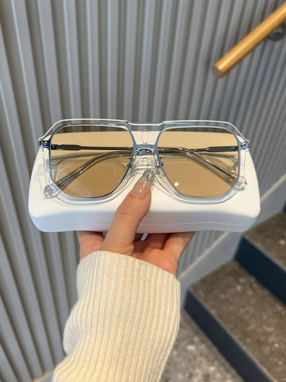 Square Flat Sunglasses for Men, Trendy and High-End, Suitable for Travel and Driving, Uv Protection Sunglasses for Women, Stylish Street Style