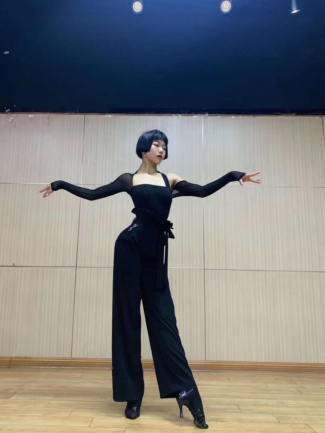 DZ National Standard Dance Floatpants Latin Morden Waltz High Waist Wide Leggings Pants Closeted Lace Two Wear Ladies Dance Suit-Taobao