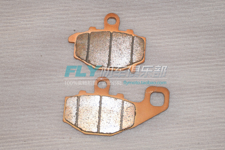 CFMOTO gió mùa xuân xe máy bộ phận ban đầu 650TR / CF650NK phía sau má phanh phía sau tấm phanh ma sát - Pad phanh đĩa xe