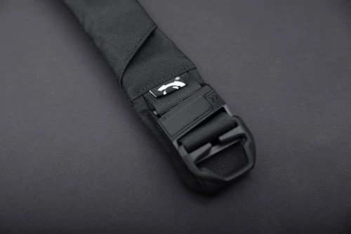 [Ультрачастотный роуминг] Декомпозитный плечевой прокладка быстро выпускает тактический рюкзак с магнитной пряжкой.