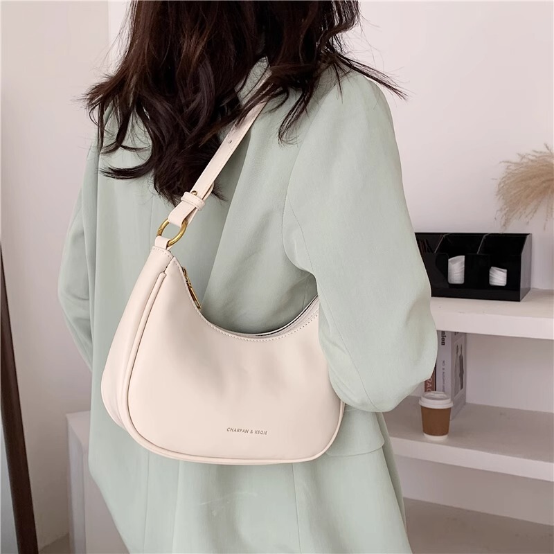 White Half-Moon Underarm Bag for Women, New 2026 Niche Popular Style, High-End Fashion Shoulder Dumpling Bag, Crossbody Bag