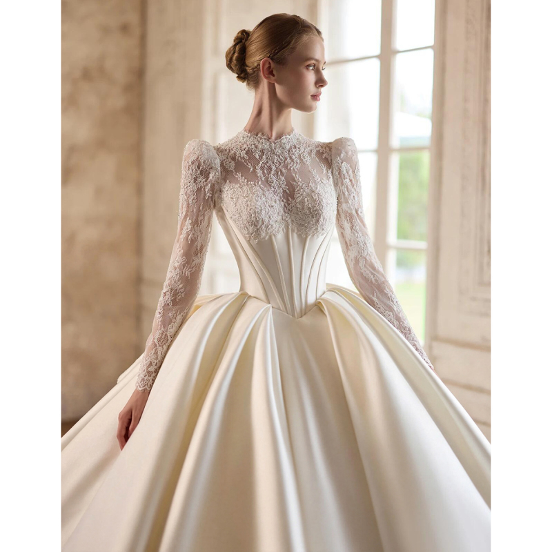 Long-Sleeve Lace Wedding Dress 2026 New Vintage Court-Style Trailing Satin Reception Gown with a High-End Feel Long-Sleeve Lace Wedding Dress 2026 New Vintage Court-Style Trailing Satin Reception Gown with a High-End Feel