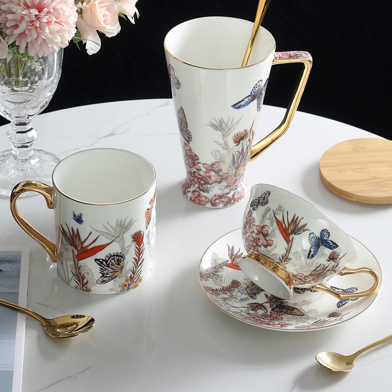 European-Style Bone China Mug, Exquisite Ceramic Water Cup for Home Use, British-Style Light Luxury Coffee Cup and Saucer, Tea Cup Set