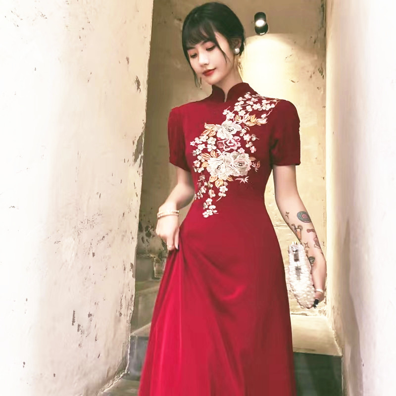 Chinese Cheongsam New Red Host Welcome Evening Dress Choir Performance Clothing Women's Long Skirt Slimming Look