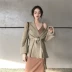 Áo len nữ mùa thu 2018 phiên bản mới của Hàn Quốc áo len gió lười Hồng Kông nếm retro áo cổ chữ V thắt lưng thủy triều áo len sát nách Cardigan