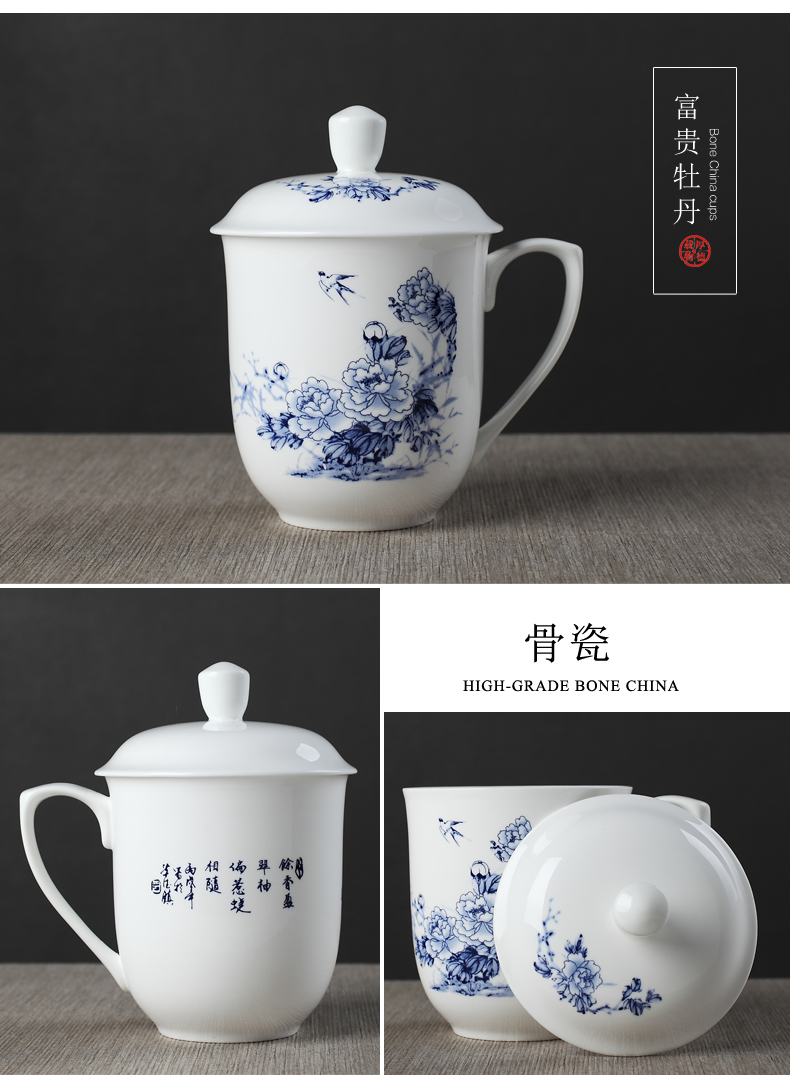 Large capacity office cup Large ipads porcelain cup with cover of jingdezhen blue and white porcelain cup overlord cup 850 ml