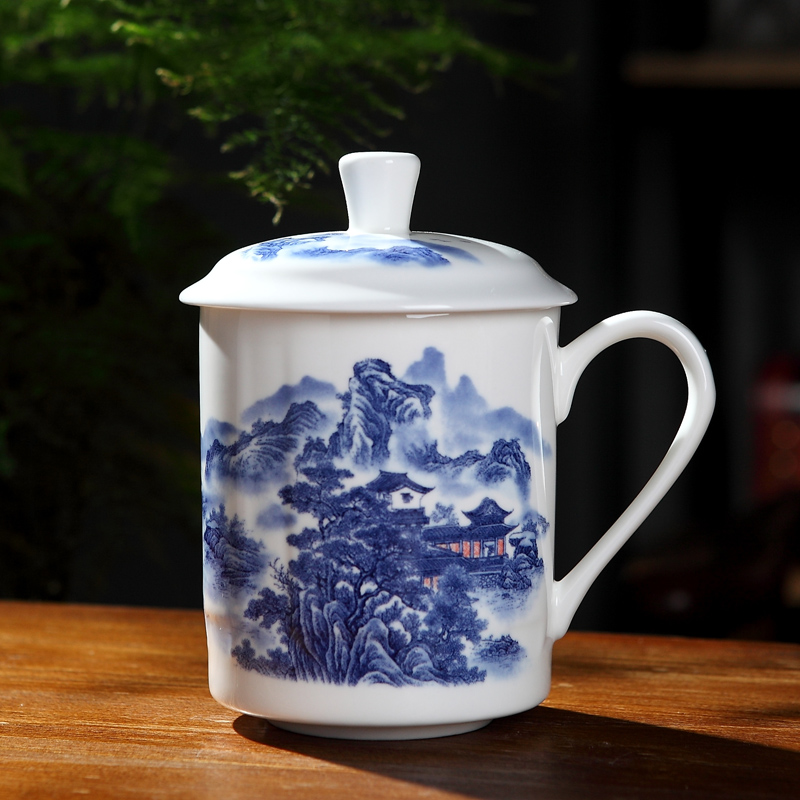 Ipads China large ceramic cup with cover jingdezhen ceramic cups water cup gift cup office cup blue and white porcelain cup