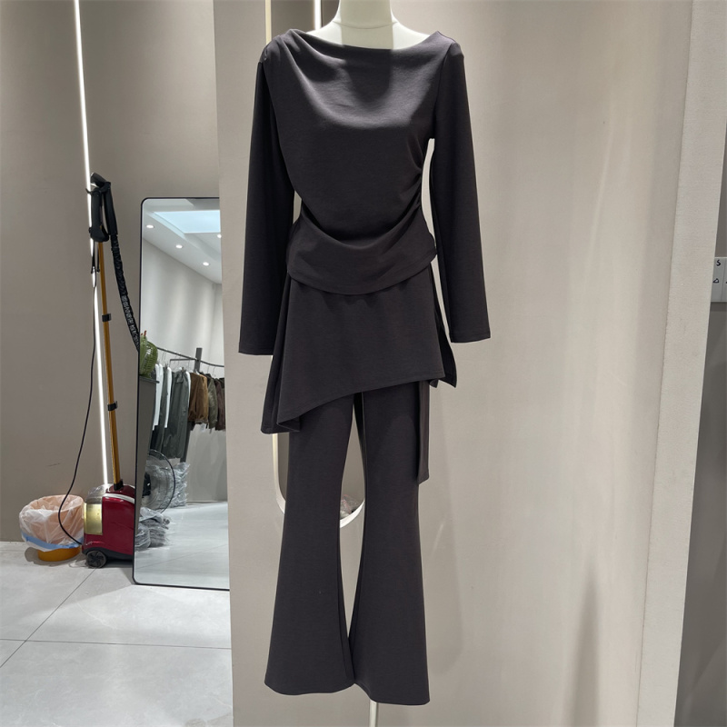 High-End Stylish Off-Shoulder Top and Stunning Two-Piece Set for Women, 2026 Autumn Casual Wide-Leg Pants Two-Piece Set High-End Stylish Off-Shoulder Top and Stunning Two-Piece Set for Women, 2026 Autumn Casual Wide-Leg Pants Two-Piece Set