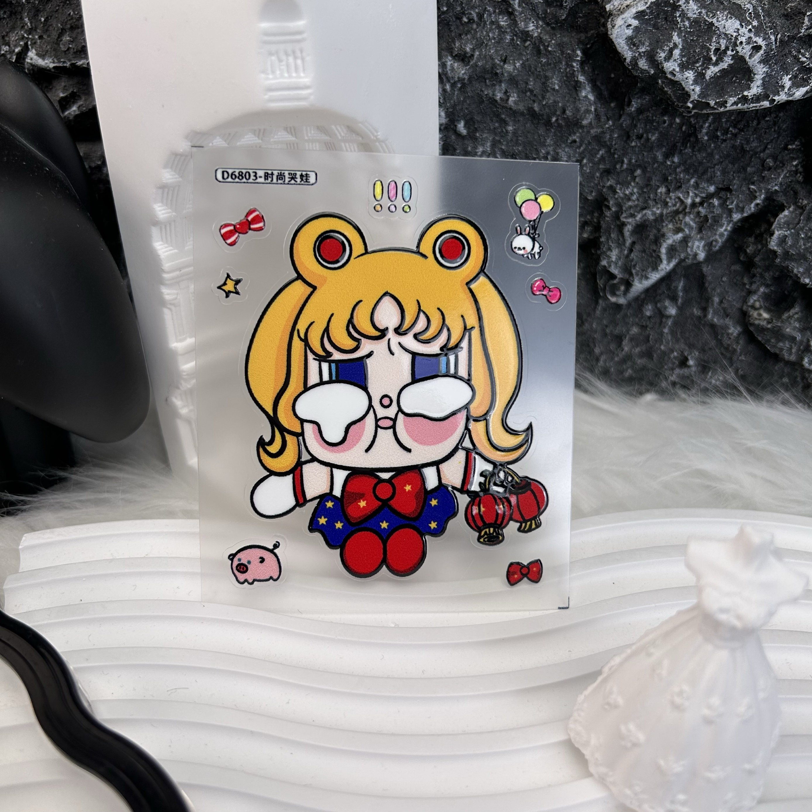 当温柔的泪水化作时尚符号——关于D68时尚哭娃贴纸的气质解读_指甲装饰_淘宝美妆网