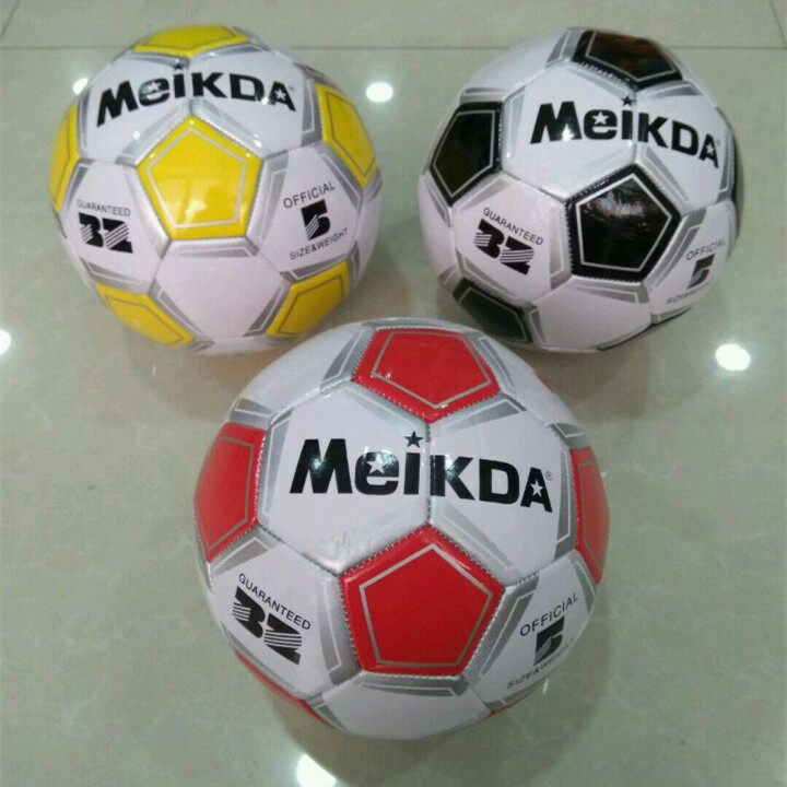 Special price 5 pvc super bright football primary and middle school students send ball pin 4 football with ball
