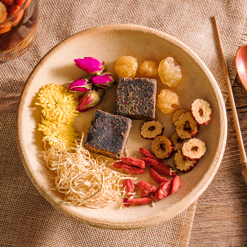 Brown sugar ginger tea physiological period black sugar ginger jujube tea handmade brown sugar water ginger juice conditioning female qi and blood menstrual period