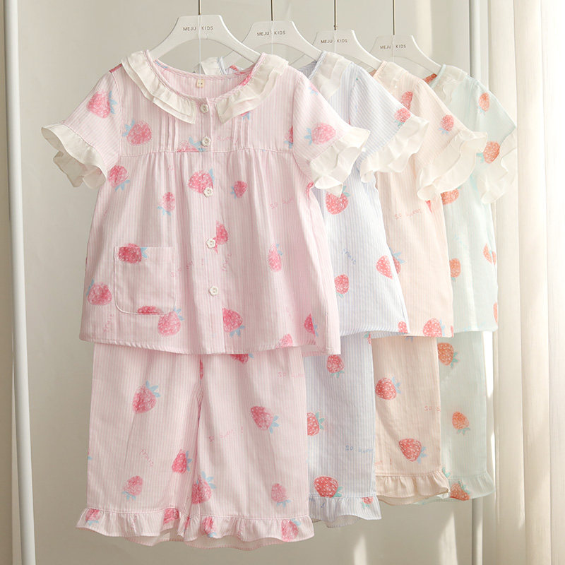 Summer girl sleepwear short sleeves 7 Pants Suit Strawberry Princess Breathable Full Cotton Cotton Cloth Round Collar Cardiovert