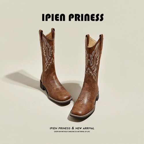 Джинсовые сапоги на платформе, из натуральной кожи, с вышивкой, средней длины