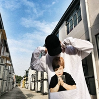 Châu Âu và Hoa Kỳ đường phố hip-hop đường dài oversize đoạn dài chạm đáy áo sơ mi nam và nữ áo thun dài tay cổ tròn BF áo oversize nam