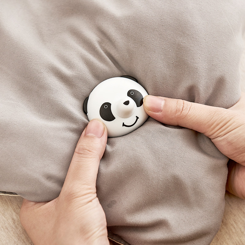 Quilt Fixer covered with hood Divine Instrumental Safety No Needle Quilt Cover Home Non-slip Running Nail Fixed Button sheet No Mark Clip Booking Corner