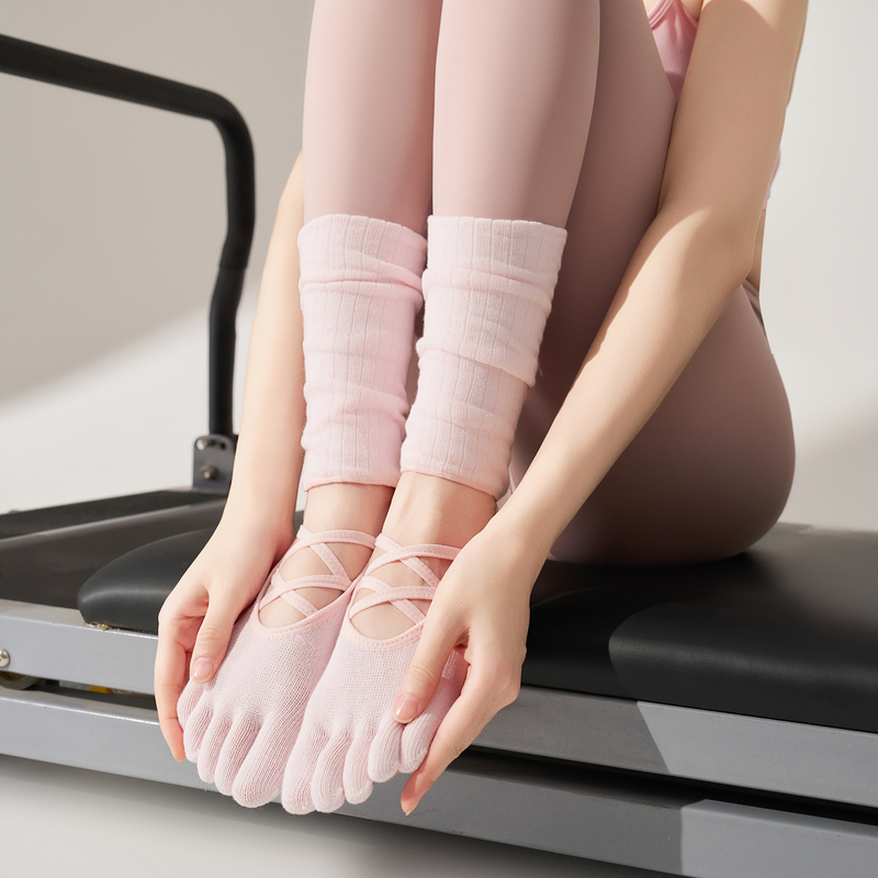 2025 Autumn/Winter New Yoga Socks Non-Slip Professional Women's Mid-Calf Pilates Training Socks Five-Toe Slouch Socks