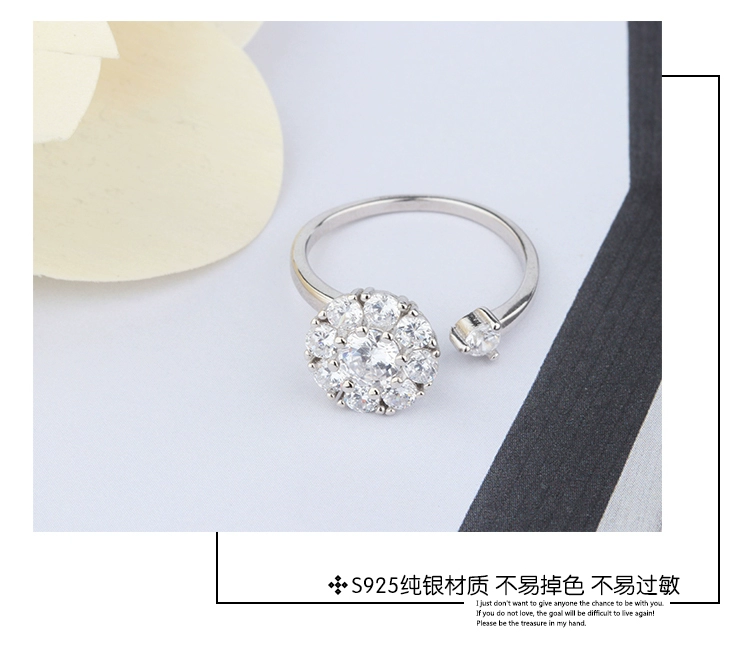 Nhẫn rung của S925 sterling bạc ròng đỏ với cùng một bộ kim cương xoay vòng nữ có thể xoay mở để chạy nhẫn kim cương nhẫn kim tiền