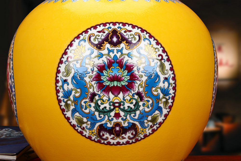 Yellow colored enamel porcelain of jingdezhen ceramics steak flower celestial big vase furnishing articles fashionable household decoration decoration