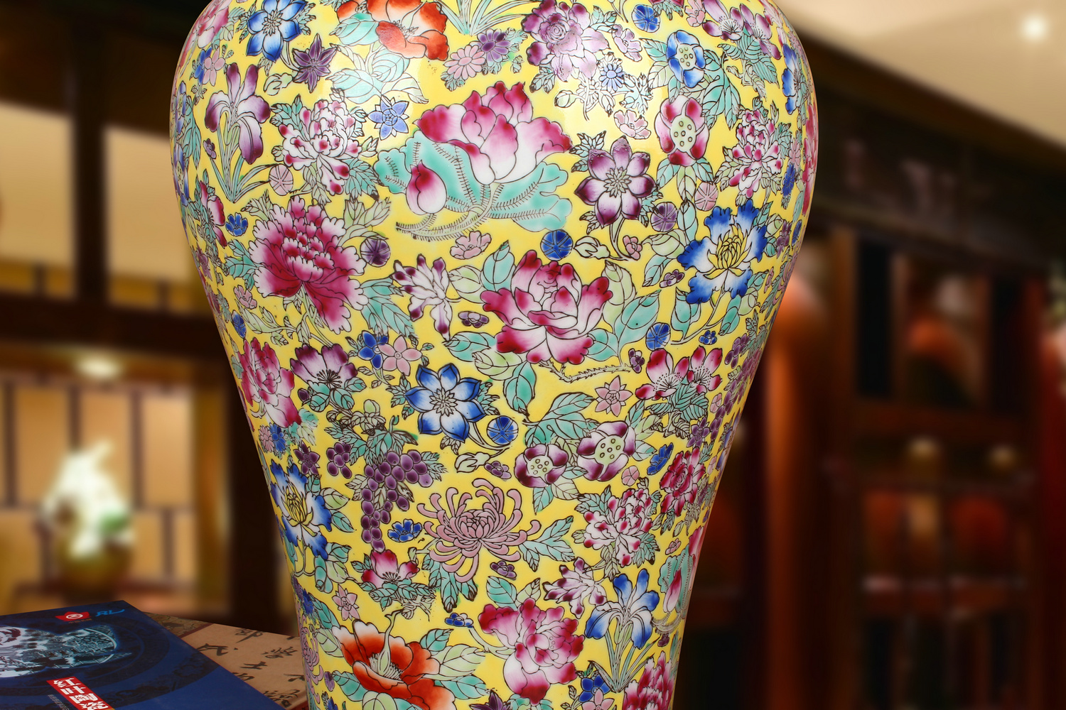 Jingdezhen ceramics art porcelain factory factory goods upscale boutique pastel yellow flower vase peony the French