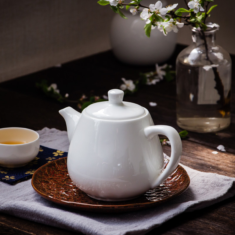 Modern Chinese style white ipads China | ceramic teapot large small single pot of flower teapot tea pot of belt filter