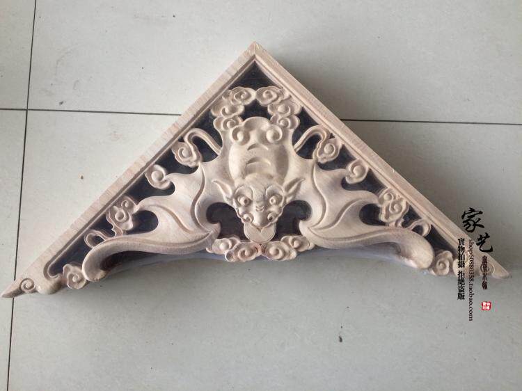 Dongyang wood carved bat living room ceiling decoration Chinese decoration Xuanguan cut off the background wall solid wood decal corner flowers