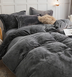 Milk Fiber Quilt Full Set of Coral Fleece Duvet Insert Quilt Cover One-Piece Quilt Winter Quilt Thickened Heattech Quilt