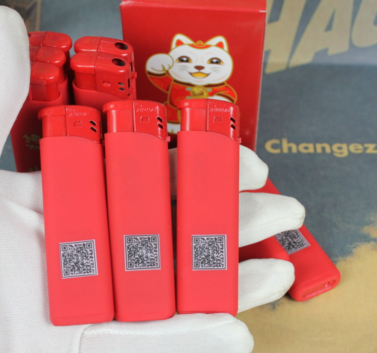 Xinhai nguyên bản một lần quảng cáo sơn cao su nhẹ hơn cảm thấy màu đỏ tinh khiết mèo tốt loạt 10 - Bật lửa cái bật lửa