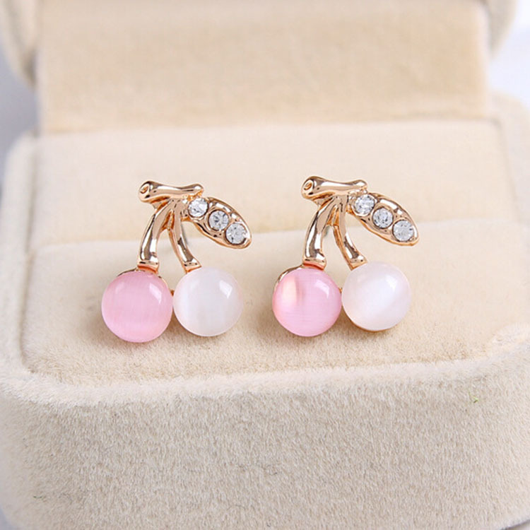 Korean Fashion  Popular Cute Environmental Protection Color Electroplated Pearl Cat Eye Multi-element Earrings Nihaojewelry Wholesale display picture 2