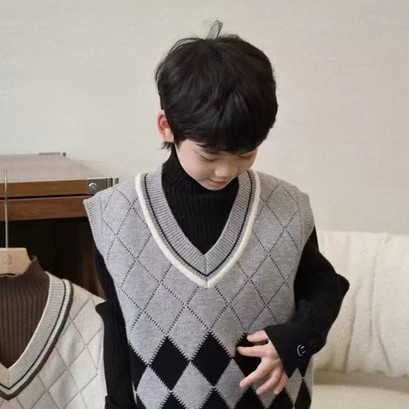 Children's B-Brand Knitted Vest 2025 Autumn and Winter New Style Boys' Korean-Style Diamond Plaid Sweater Vest Baby Sleeveless Jacket