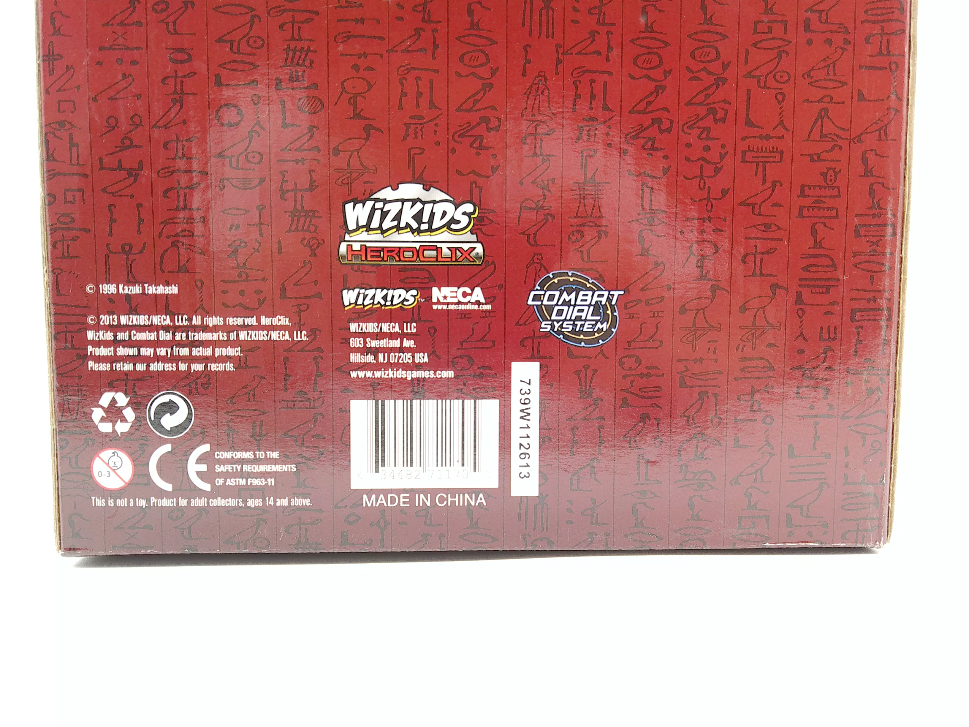 Wizkids Ou Gou King Banner флаг слегка сжимает руку держать гигантских солдат небо дракон крыло бог дракон черный демон, голубоглазый белый дракон