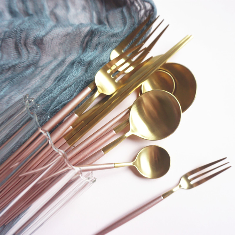 Inter-flower tree) pink gold) Portugal Design Teenage Hearts Frosted High-end Stainless Steel Western Dining Cutlery Fork Spoon