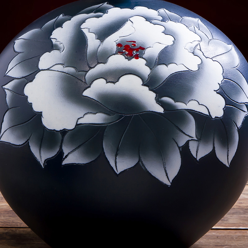 Jingdezhen ceramic vases, new Chinese style black hand made peony dried flowers flower arrangement sitting room adornment ornament household act the role ofing is tasted
