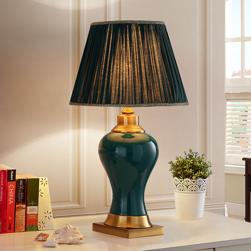 American Ink Green Ceramic Table Light Bedroom Bedside Headlights Eu Style Brief Living Room Sofa Villa Café Decor