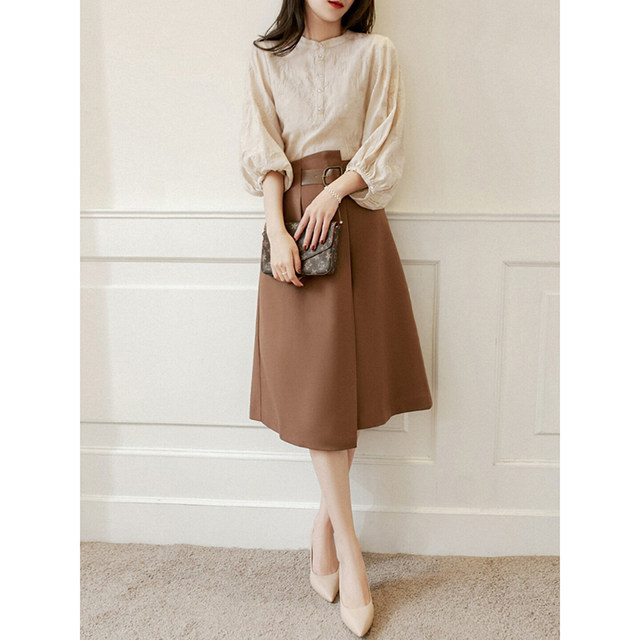 Early spring 2022 new women's clothing gentle dress light cooked two-piece suit Royal sister fried street salt dress