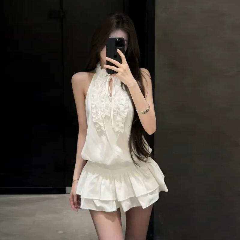 Halter Neck Sleeveless White Dress for Women, Summer 2026 New Style, Pure Desire Hot Girl Style, Waist-Cinching Slimming Short Dress Set