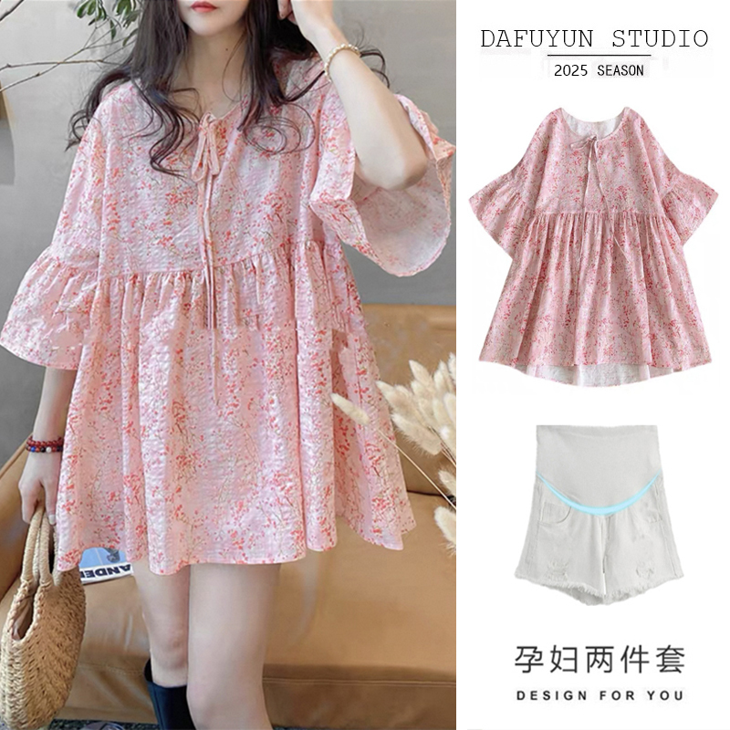 Summer 2025 New Maternity Wear Summer Outfit Set Fashionable Babydoll Top Floral Denim Shorts Two-Piece Set