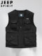 吉普男士工装马甲2025新款春秋季户外钓鱼背心休闲多口袋宽松坎肩
