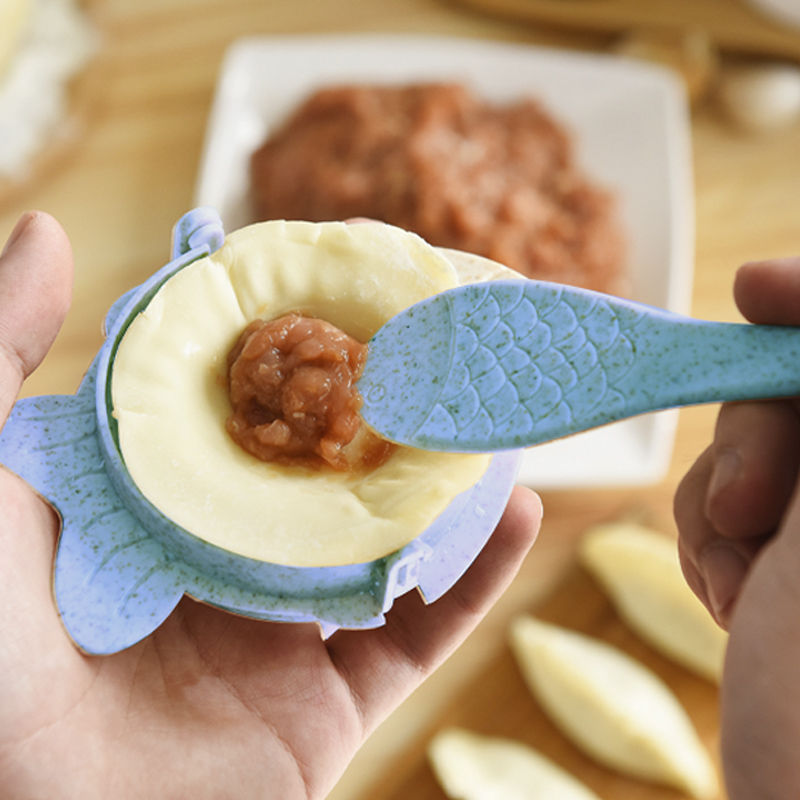 Package dumpling household package dumpling tools Creative dumpling kitchen small tools Pinch dumpling skin mold set