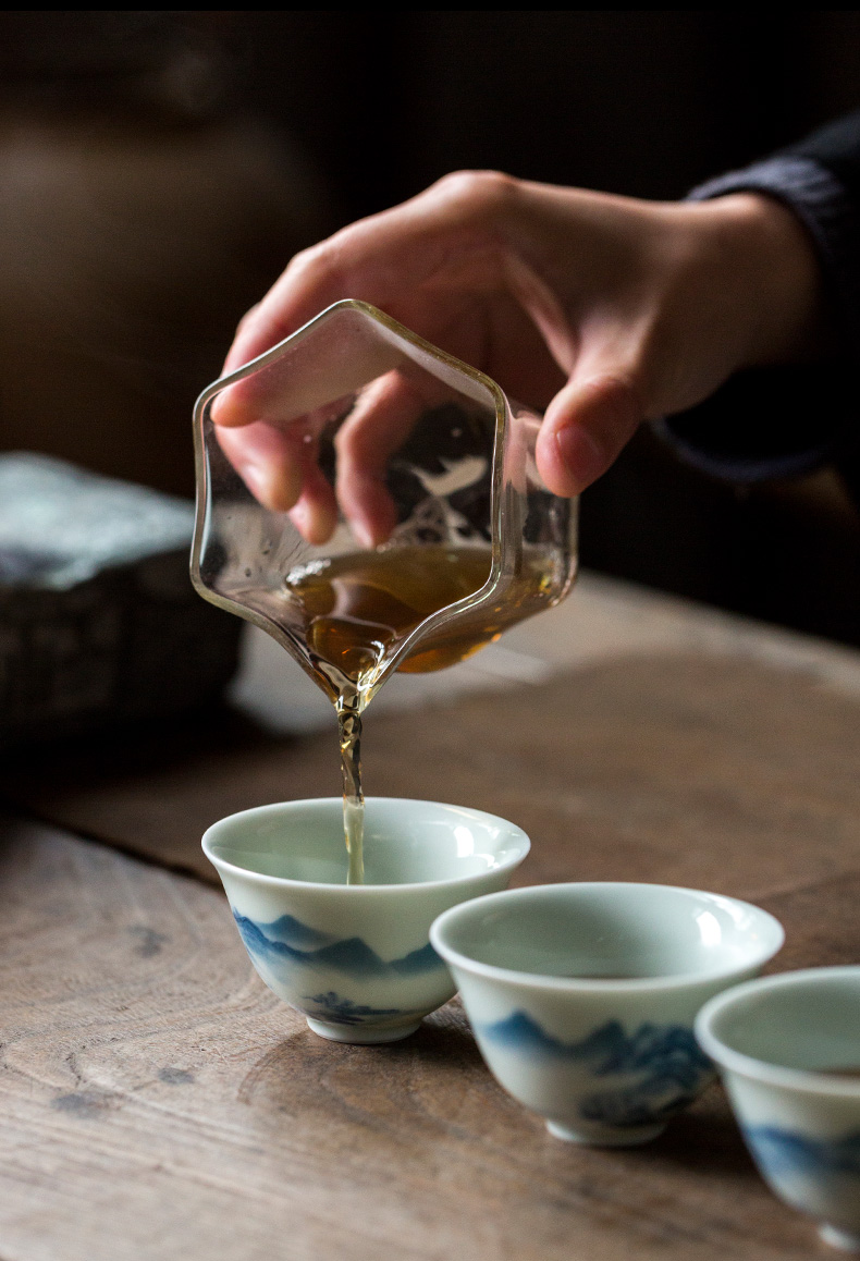 Ultimately responds to jingdezhen blue and white sample tea cup single CPU glair pottery and porcelain tea set personal dedicated high - end host a cup of tea cups