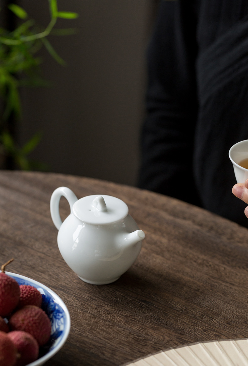 Ultimately responds to the teapot one mini single pot of jingdezhen ceramic kung fu sweet white glazed pot in hand white porcelain tea pot